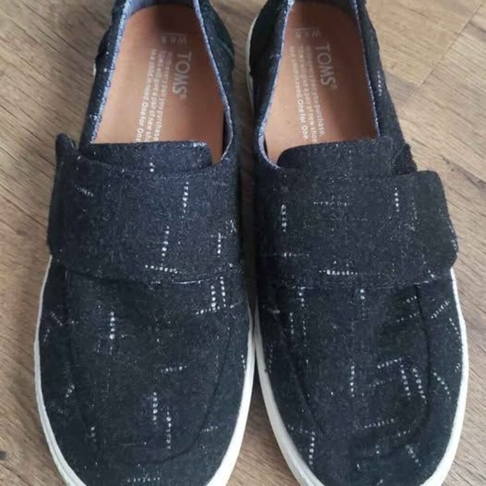 Toms Altair Slip-In Shoes Velcro Closure Fabric Upper Sz. 8.5